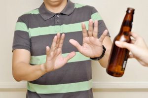 Kiêng rượu bia thuốc lá khi bị Hen suyễn