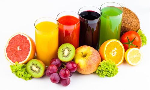 Uống nhiều nước trái cây tốt cho người mắc sốt phát ban