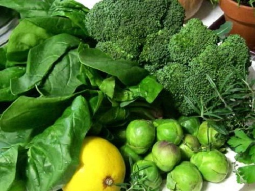 Các loại rau màu xanh lá tốt cho người bị cao huyết áp