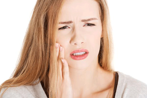 Mẹ bầu mắc bệnh răng miệng làm tăng khả năng răng bé yếu và dễ bị sâu