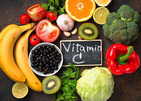 Bác sĩ chia sẻ về tác dụng giúp hạ huyết áp của vitamin C
